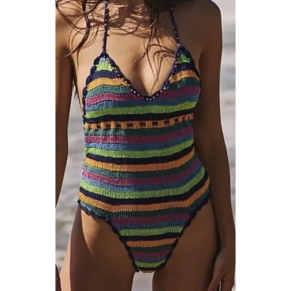 Free People It’s Now Cool The Crochet Vee OP Tulum One Piece Swimsuit L XL Néw